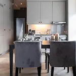 Origo Apartahotel 4*